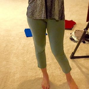 Stretchy dress cropped pants