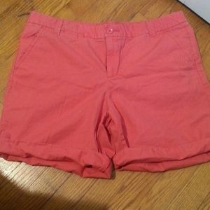 *Sold* Coral GAP boyfriend roll up Bermuda shorts