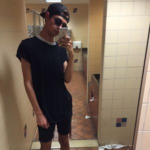 Meet your Posher, Ethan