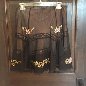 Pleated lace skirt