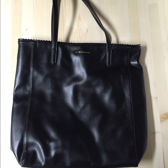 BCBGeneration TOTE