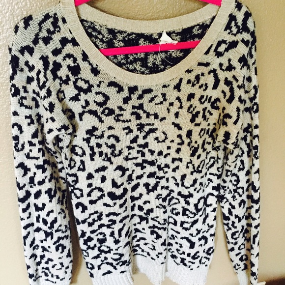 KIRRA cheetah print sweater
