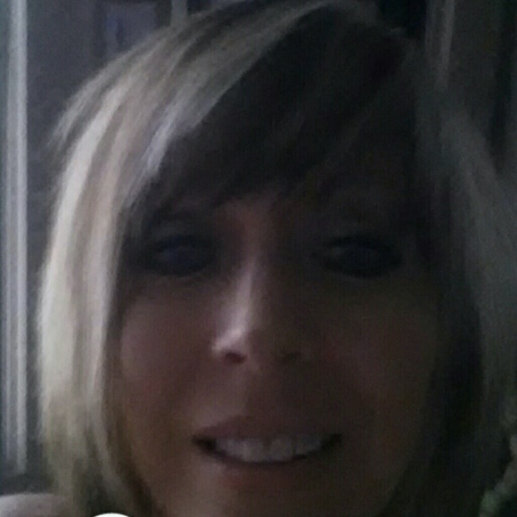 Meet your Posher, Tina