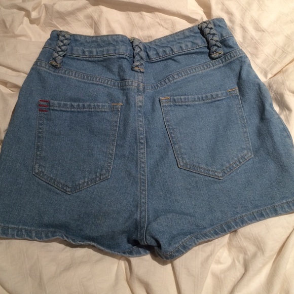 BDG jean shorts - Picture 3 of 3