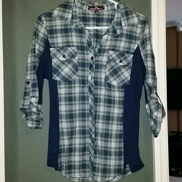 Green and blue plaid half shirt. Brand new - Picture 1 of 2