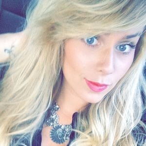 Meet your Posher, Natalie