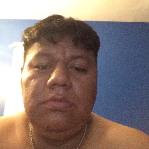 Meet your Posher, Julio - Picture 1 of 1