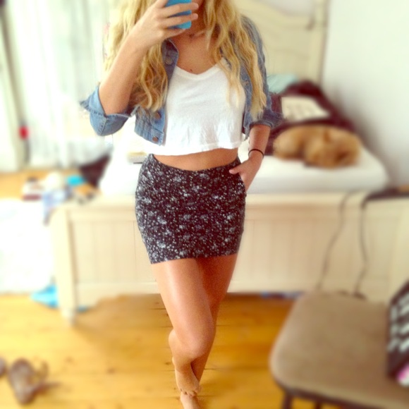 Floral Mini-skirt💙