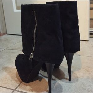 Soft black Candies ankle booties