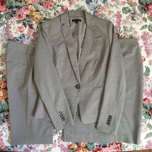 💼Ann Taylor 3-Piece Suit💼