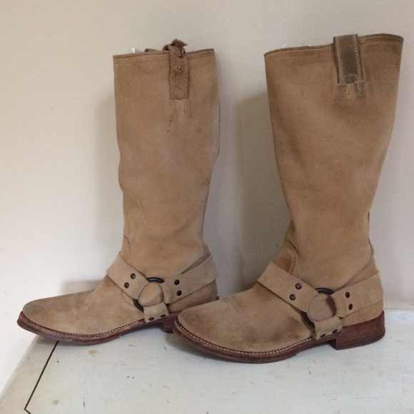 Frye Harness Riding boots in Tan Suede