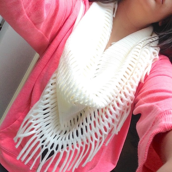 VANS Cream color Scarf brand new with tags