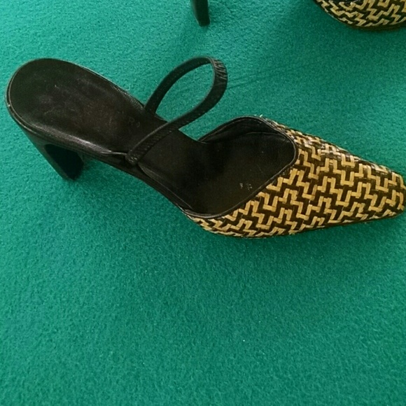 Donald Pliner sling back - Picture 2 of 4