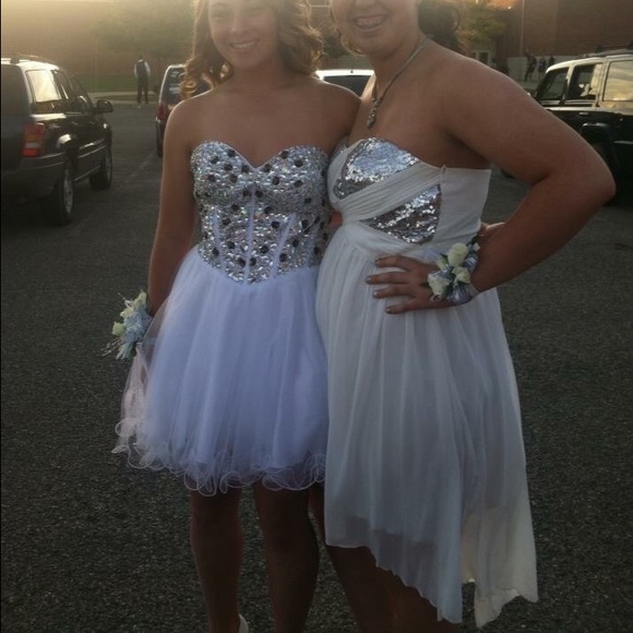 Beautiful homecoming/prom dress
