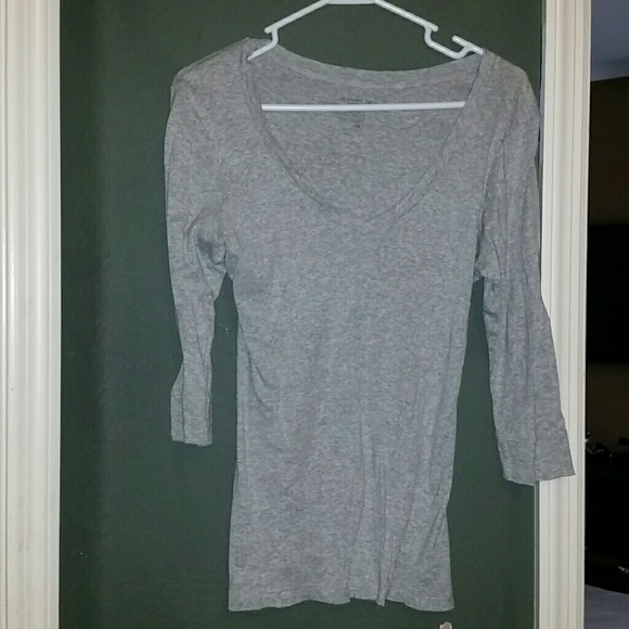Gray half sleeve v-neck