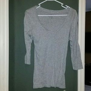 Gray half sleeve v-neck