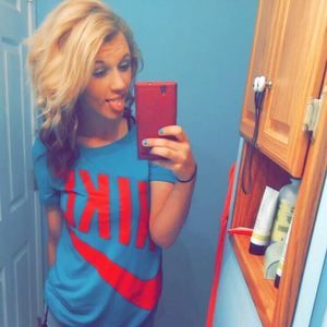 Meet your Posher, Edith