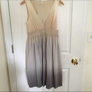Matty M sleeveless v-neck ombré dress