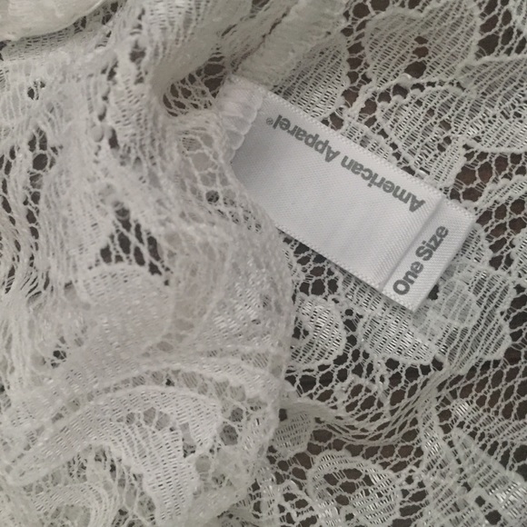 American apparel white lace crop top - Picture 3 of 3