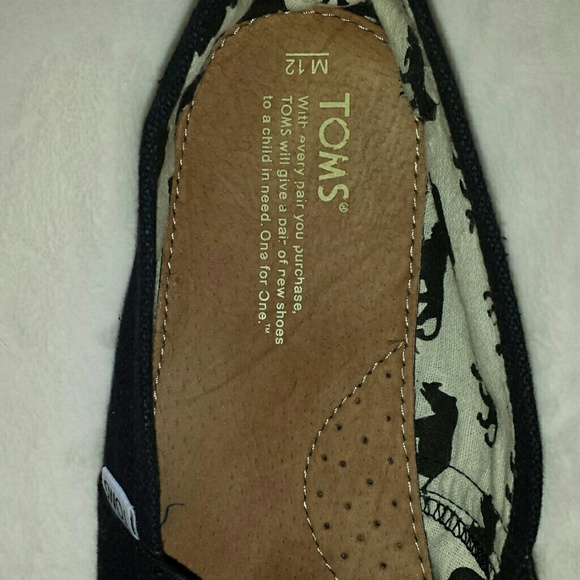 Sold -- Toms - Picture 3 of 3