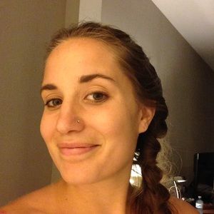 Meet your Posher, Sarah