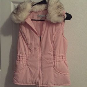 Croft & Borrow pink vest