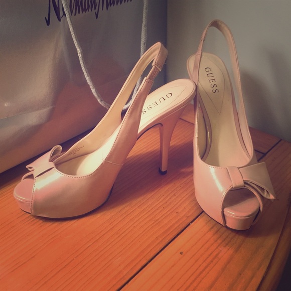 GUESS 👠👠 platforms