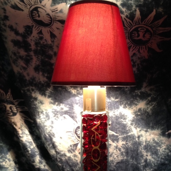Lamp - Picture 2 of 4