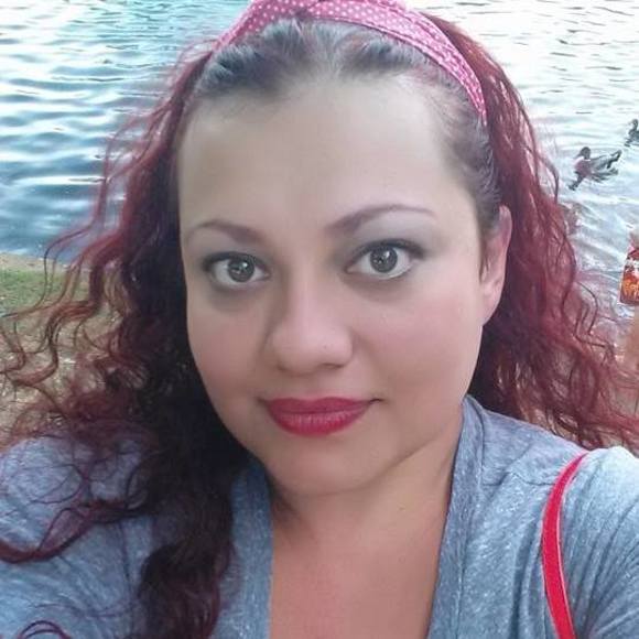 Meet your Posher, Adriana - Picture 1 of 1