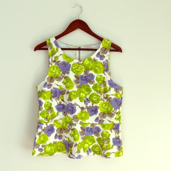 Adorable Floral Peplum Top🌺