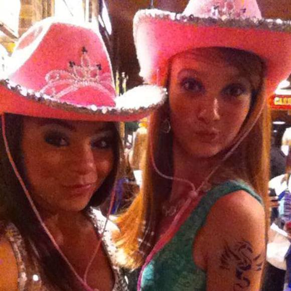 Meet your Posher, Vanessa