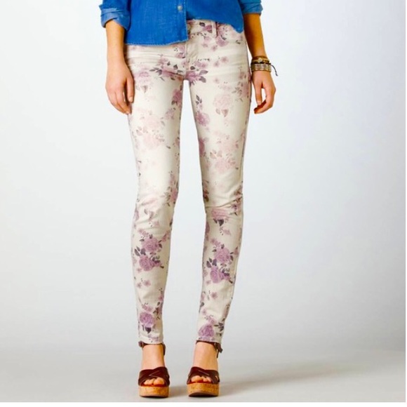 American Eagle Outfitters Denim - American eagle floral denim