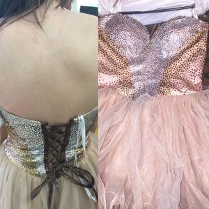 homecoming dress has been altered size 4-6!