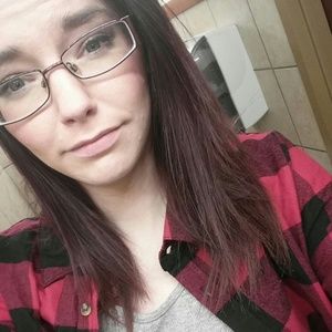 Meet your Posher, Jenna