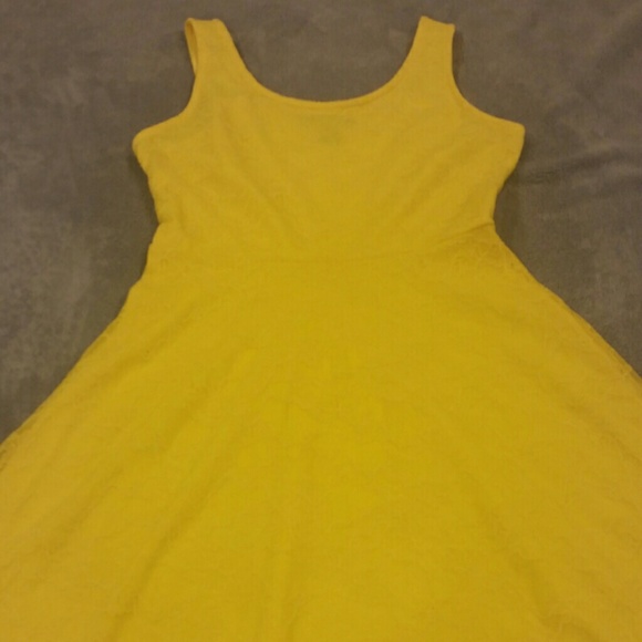 Yellow dress
