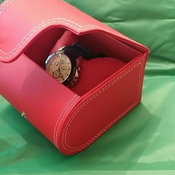 Swiss Legend Watch - Picture 3 of 4
