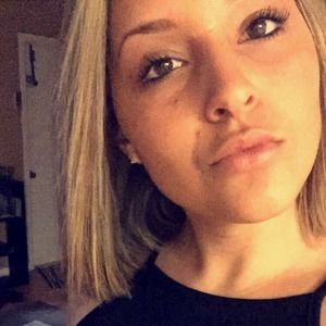 Meet your Posher, Maira