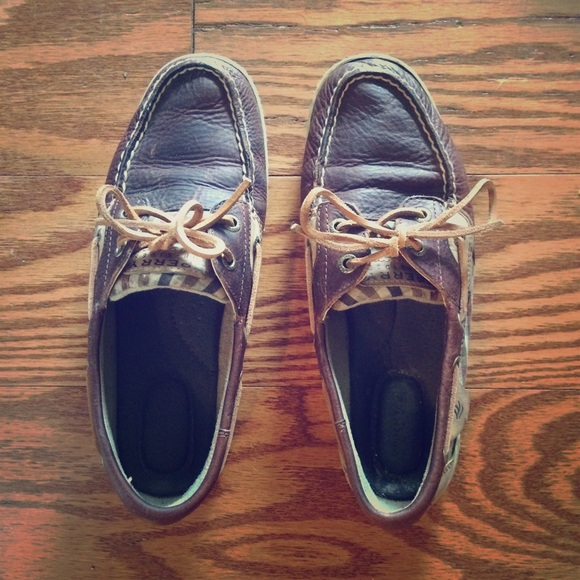 Dark brown leather and plaid sperry's size 7.5