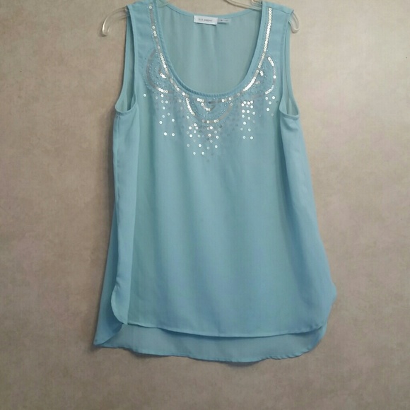 Sleeveless top by blu pepper size medium. Purchase