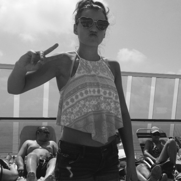 Meet your Posher, Michelle - Picture 4 of 4