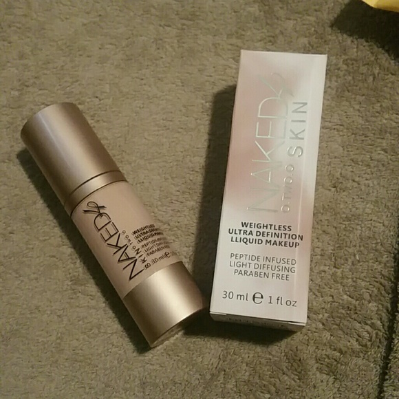 Naked urban decay liquid makeup💕