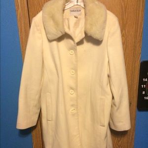 Long 80% wool coat with on/off fur neck trim.Sz 16