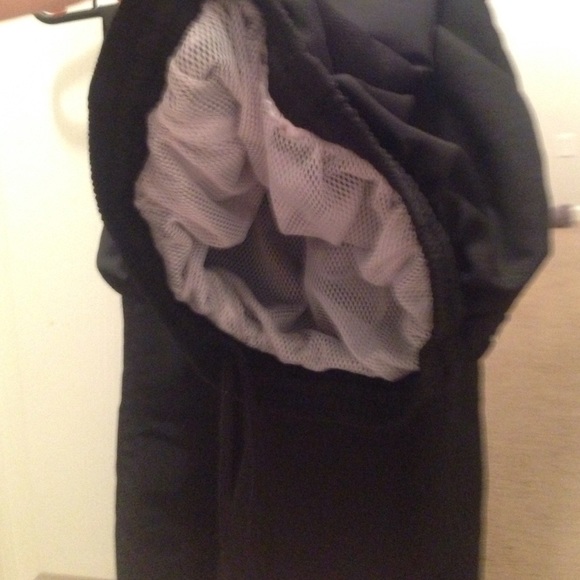 Windbreaker pants - Picture 2 of 4