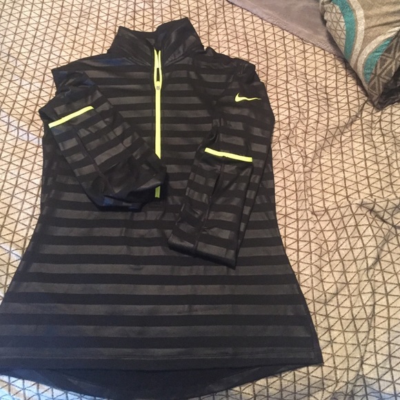 Nike pro dri fit hoodie