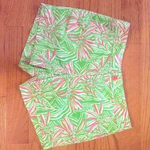 Lilly Pulitzer Callahan Shorts Size 6