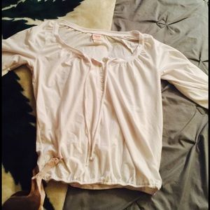 White half sleeve blouse.