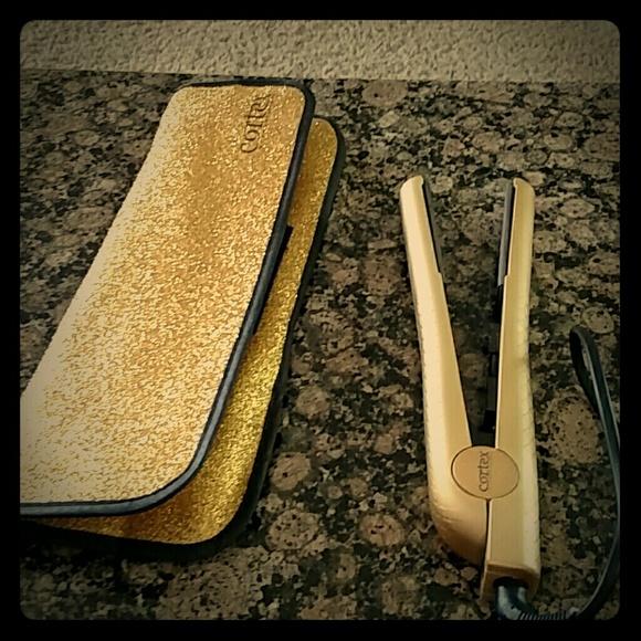 Cortex International Flat Iron