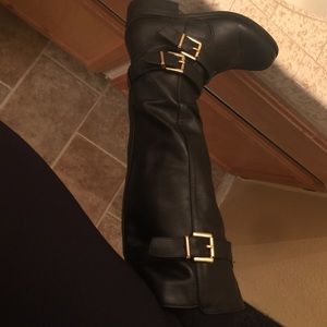 Riding boots