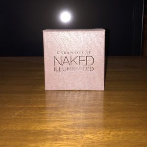 Urban Decay Naked Illuminated Shimmering Powder