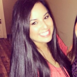 Meet your Posher, Raquel